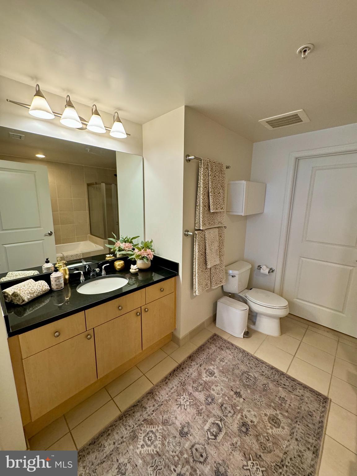 MIDTOWN AT RESTON TOWN CENTER - Residential