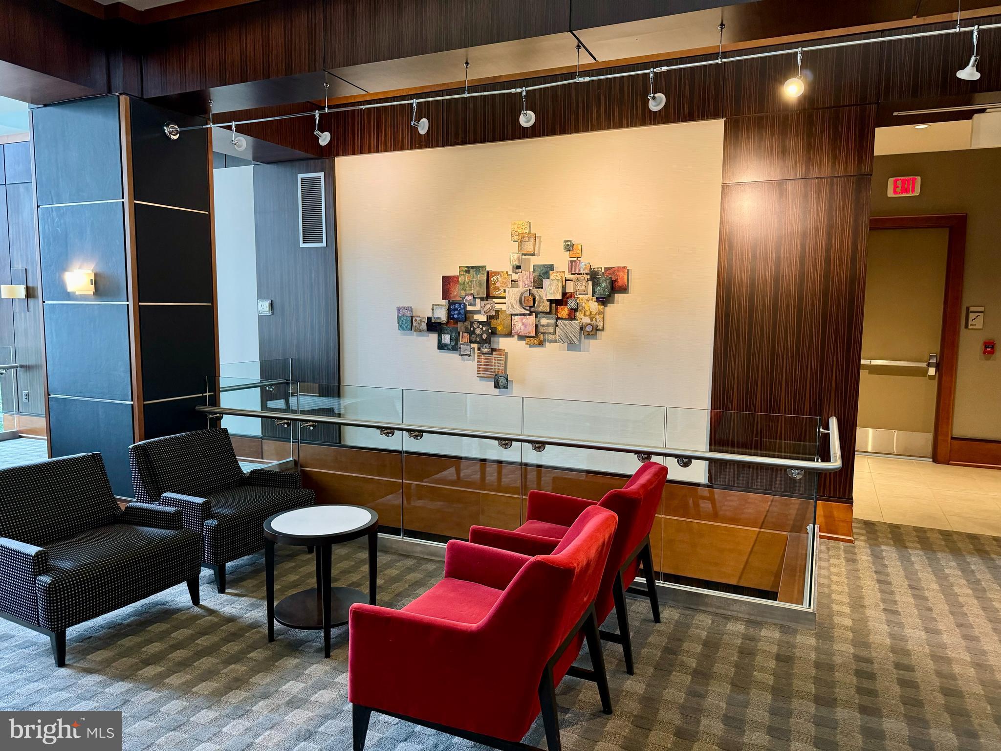 MIDTOWN AT RESTON TOWN CENTER - Residential