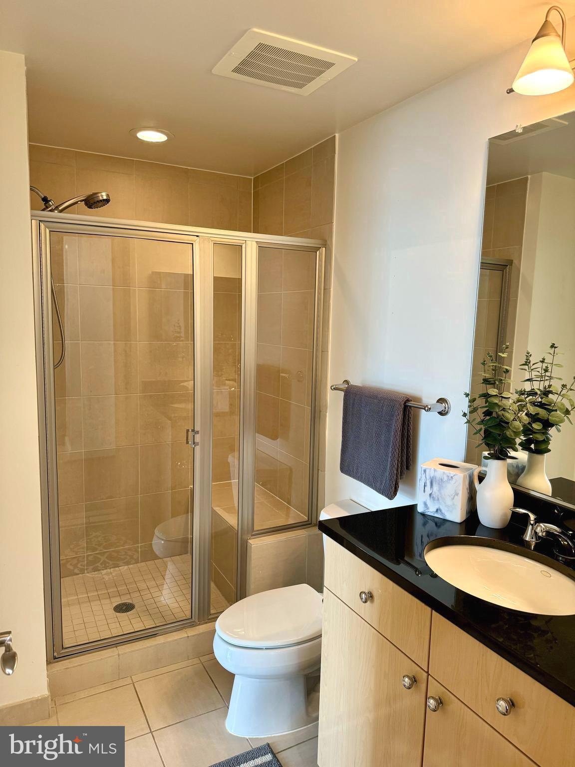 MIDTOWN AT RESTON TOWN CENTER - Residential