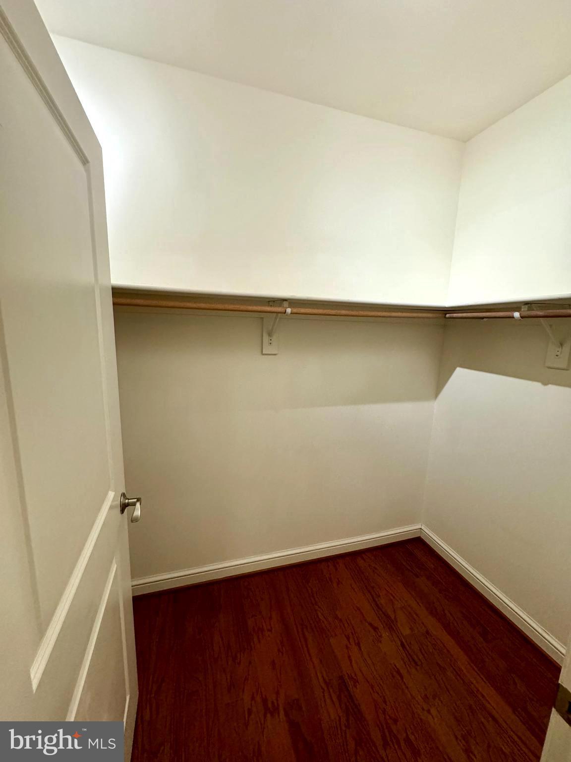 MIDTOWN AT RESTON TOWN CENTER - Residential