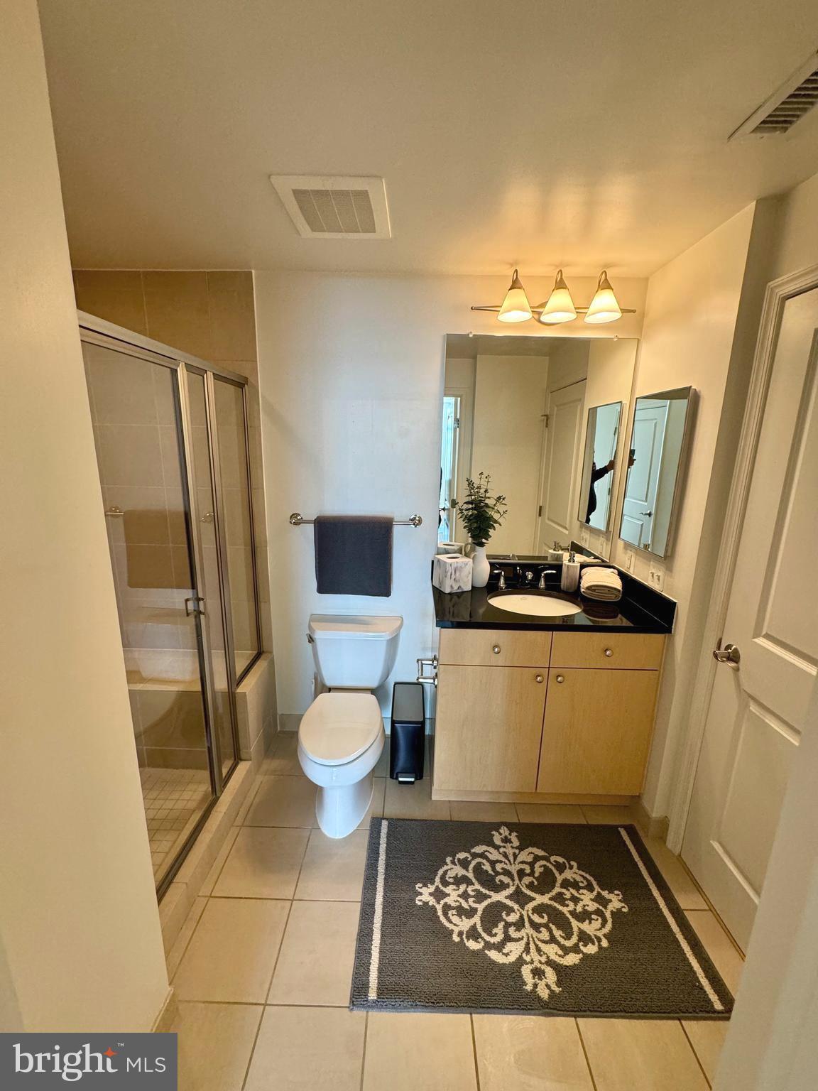 MIDTOWN AT RESTON TOWN CENTER - Residential