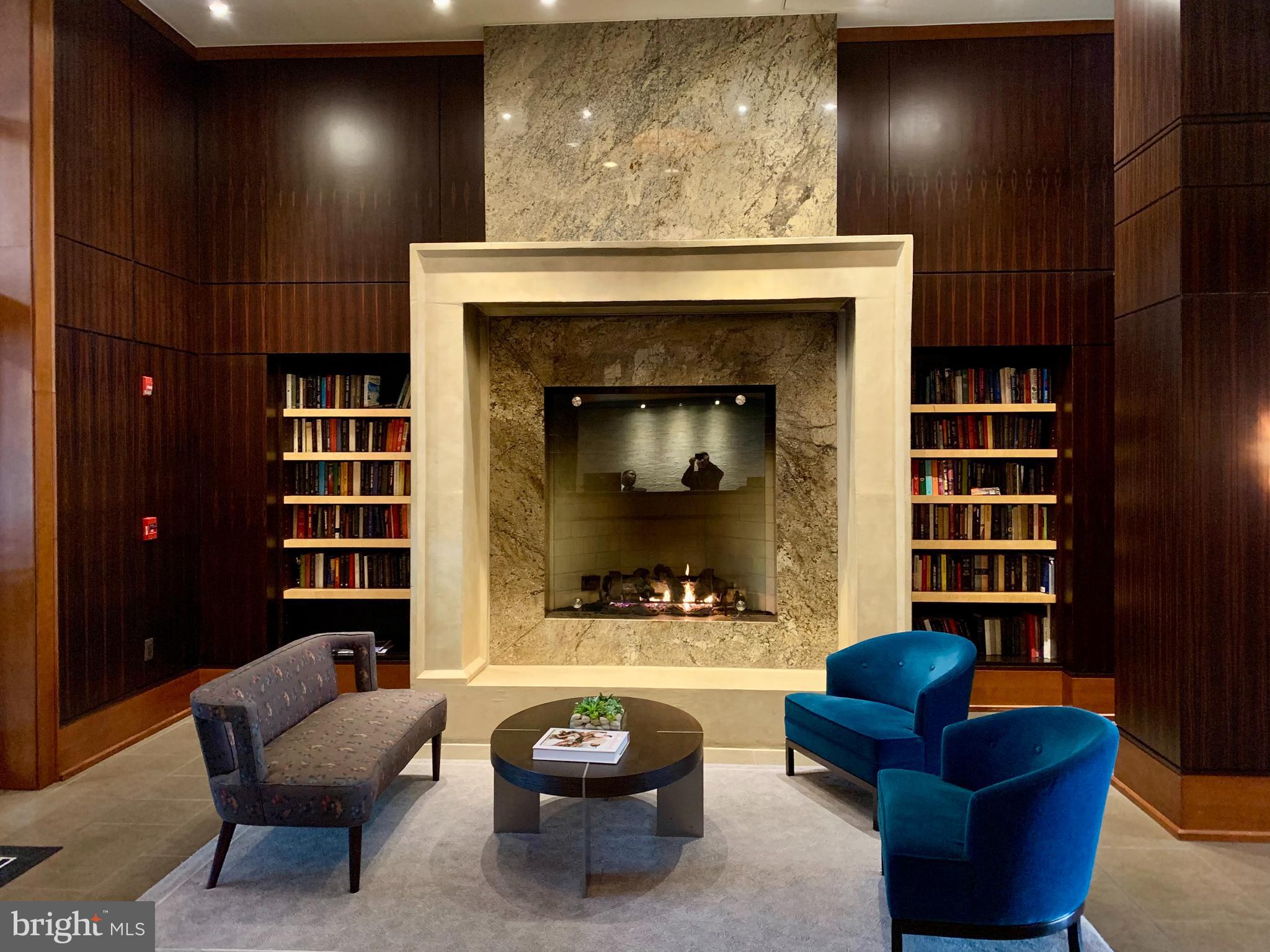 MIDTOWN AT RESTON TOWN CENTER - Residential