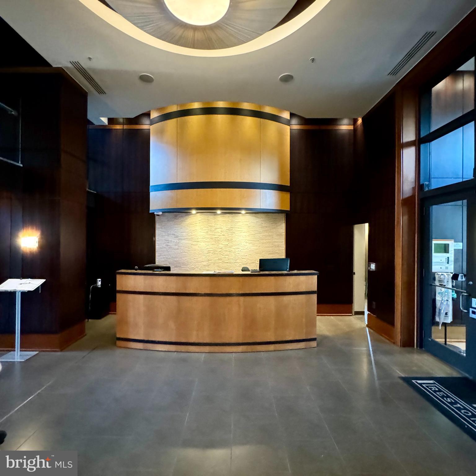 MIDTOWN AT RESTON TOWN CENTER - Residential