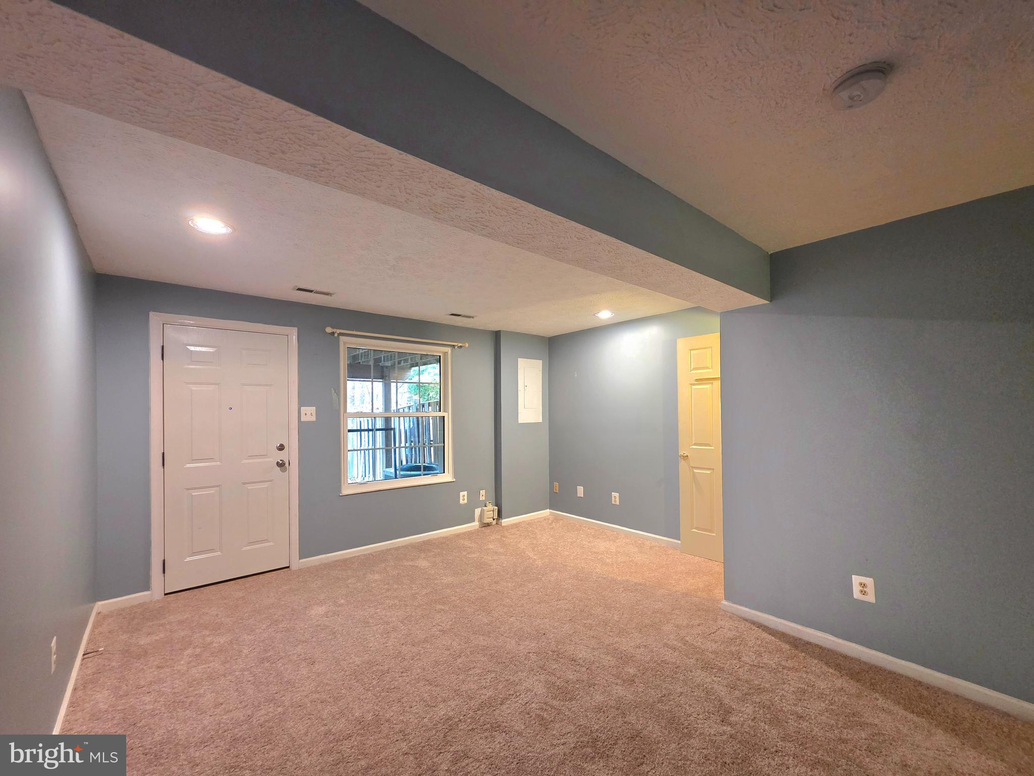 NEWINGTON HEIGHTS - Residential Lease