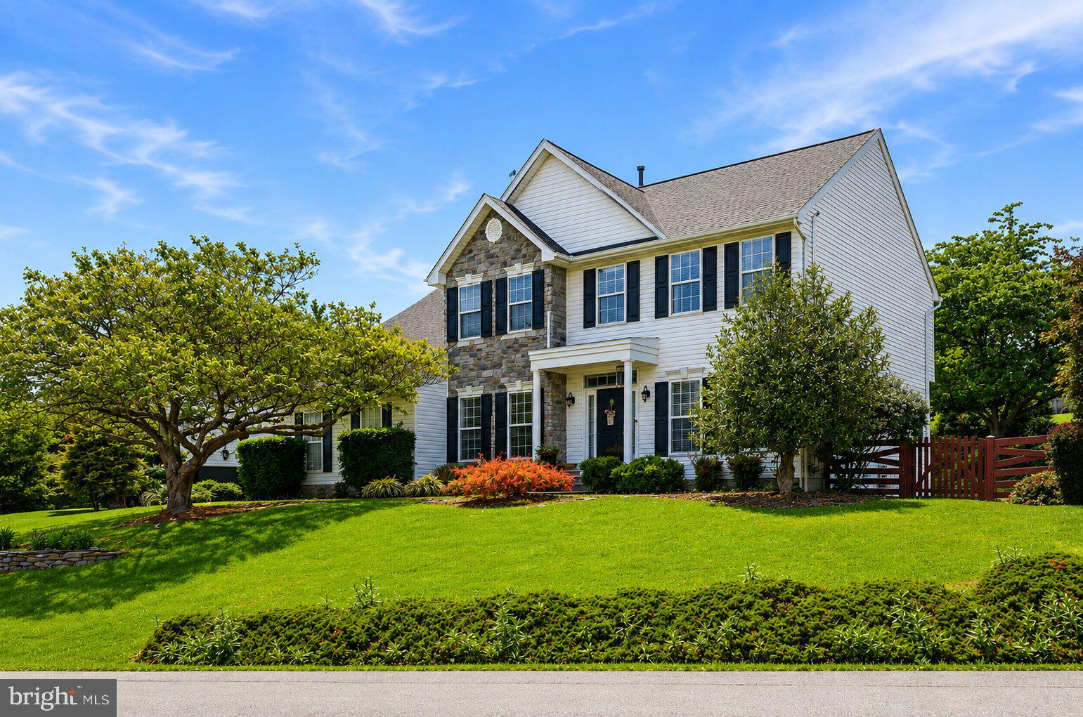 FOXLEIGH MEADOWS - Residential
