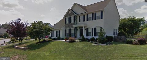 Photo of 19312 Chippendale Circle, HAGERSTOWN, MD 21742 (MLS # MDWA2036570)