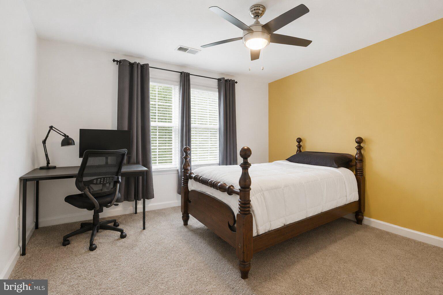 FOXLEIGH MEADOWS - Residential