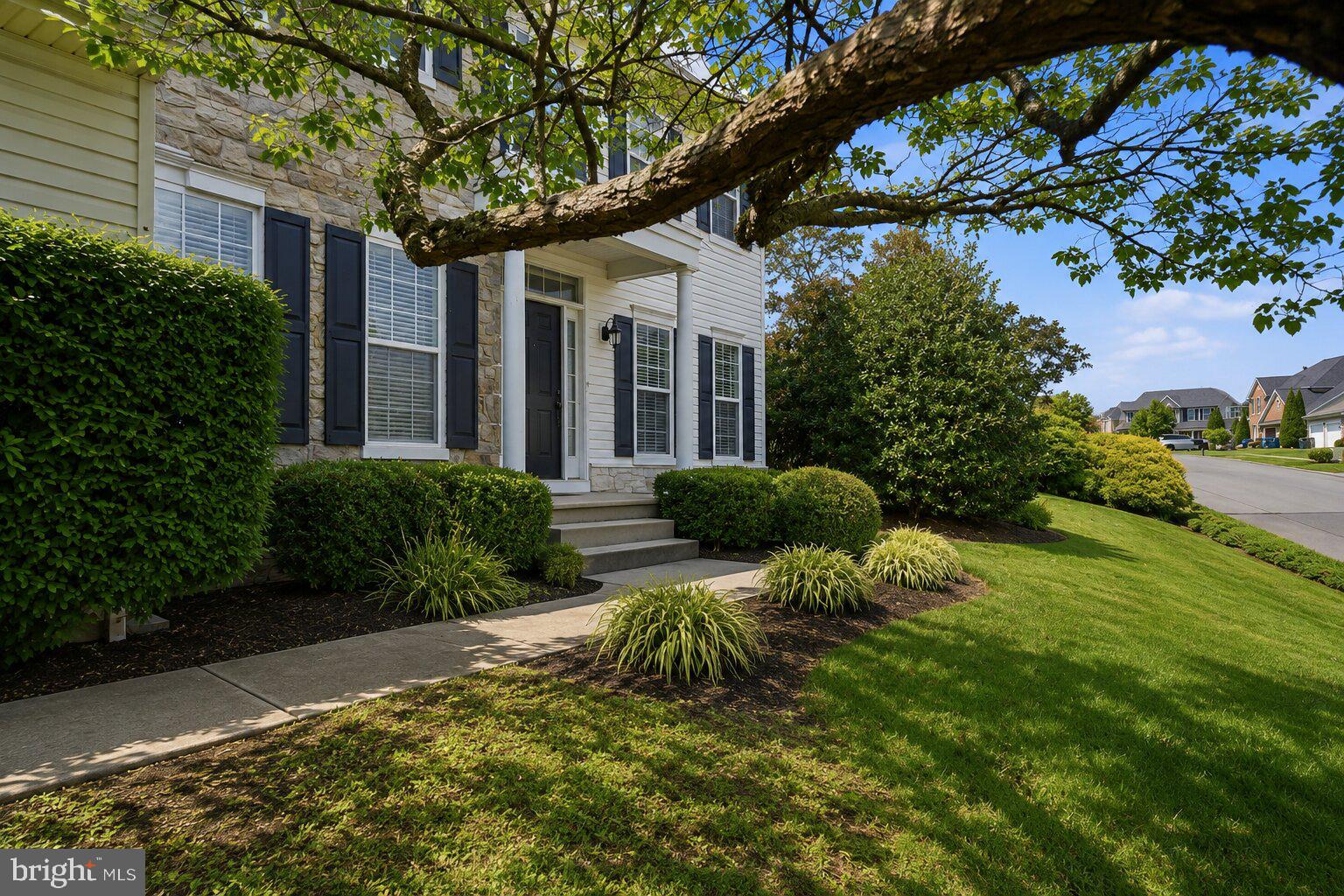 FOXLEIGH MEADOWS - Residential