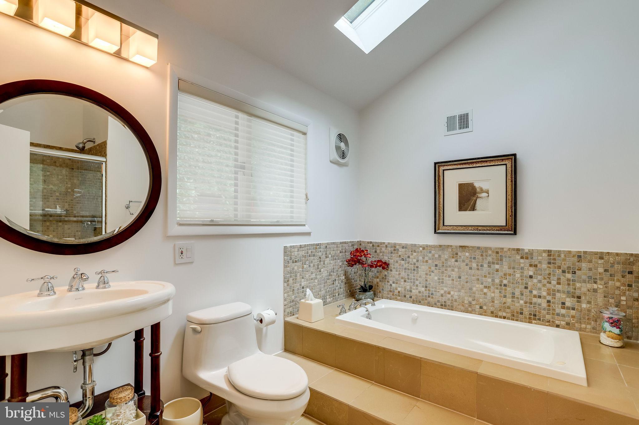 BELLEVUE FOREST - Residential