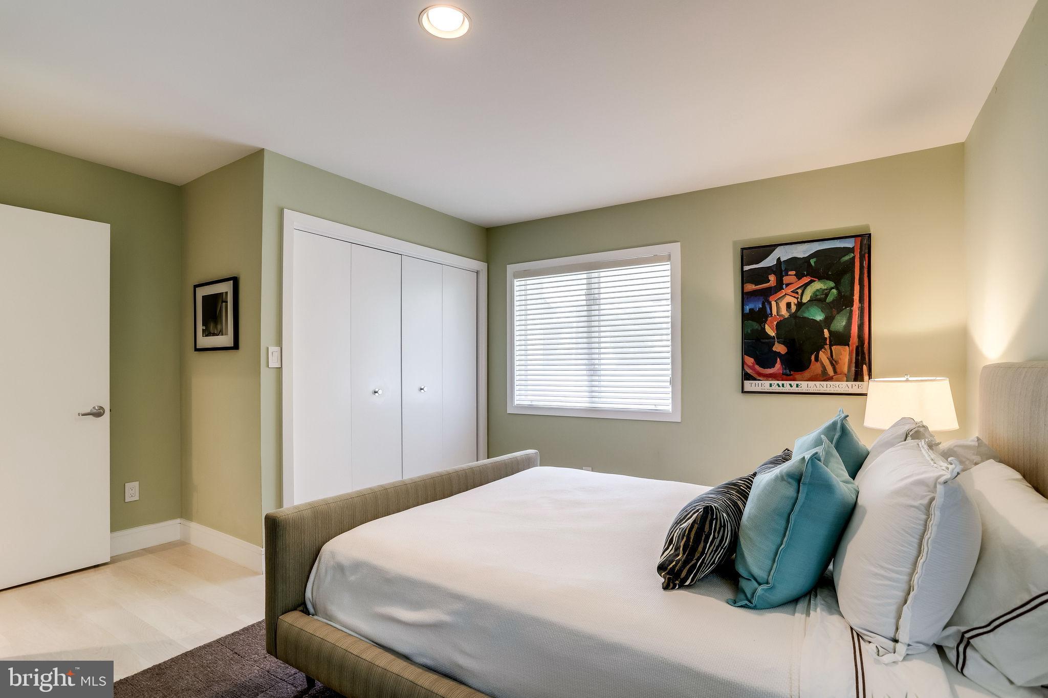 BELLEVUE FOREST - Residential