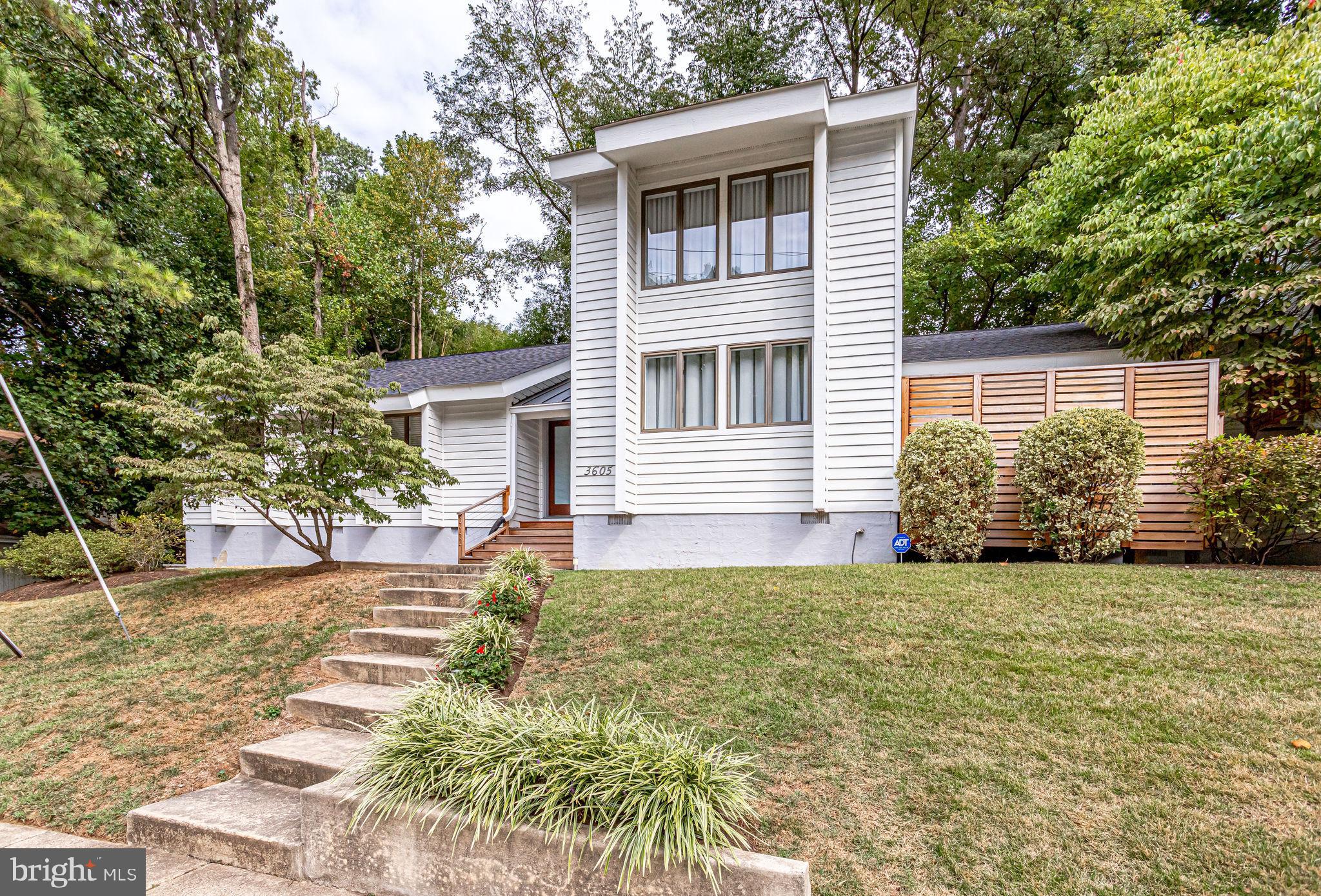 BELLEVUE FOREST - Residential