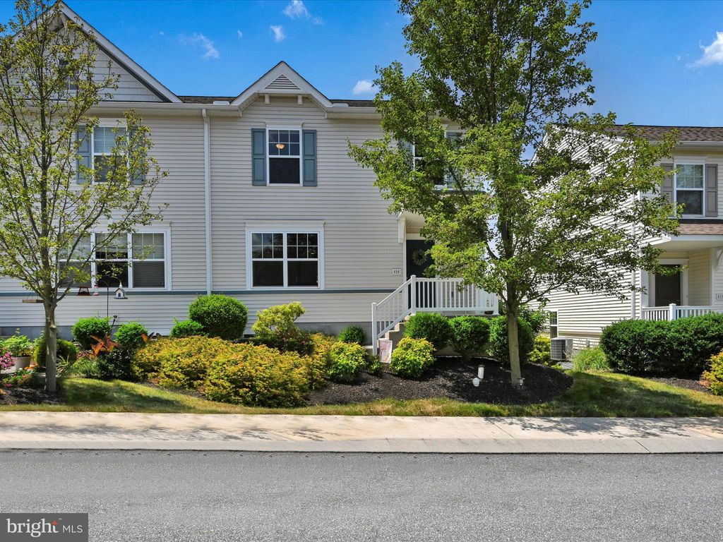 Photo of 525 Moreland Court N, Willow Street, PA 17584 (MLS # PALA2052940)