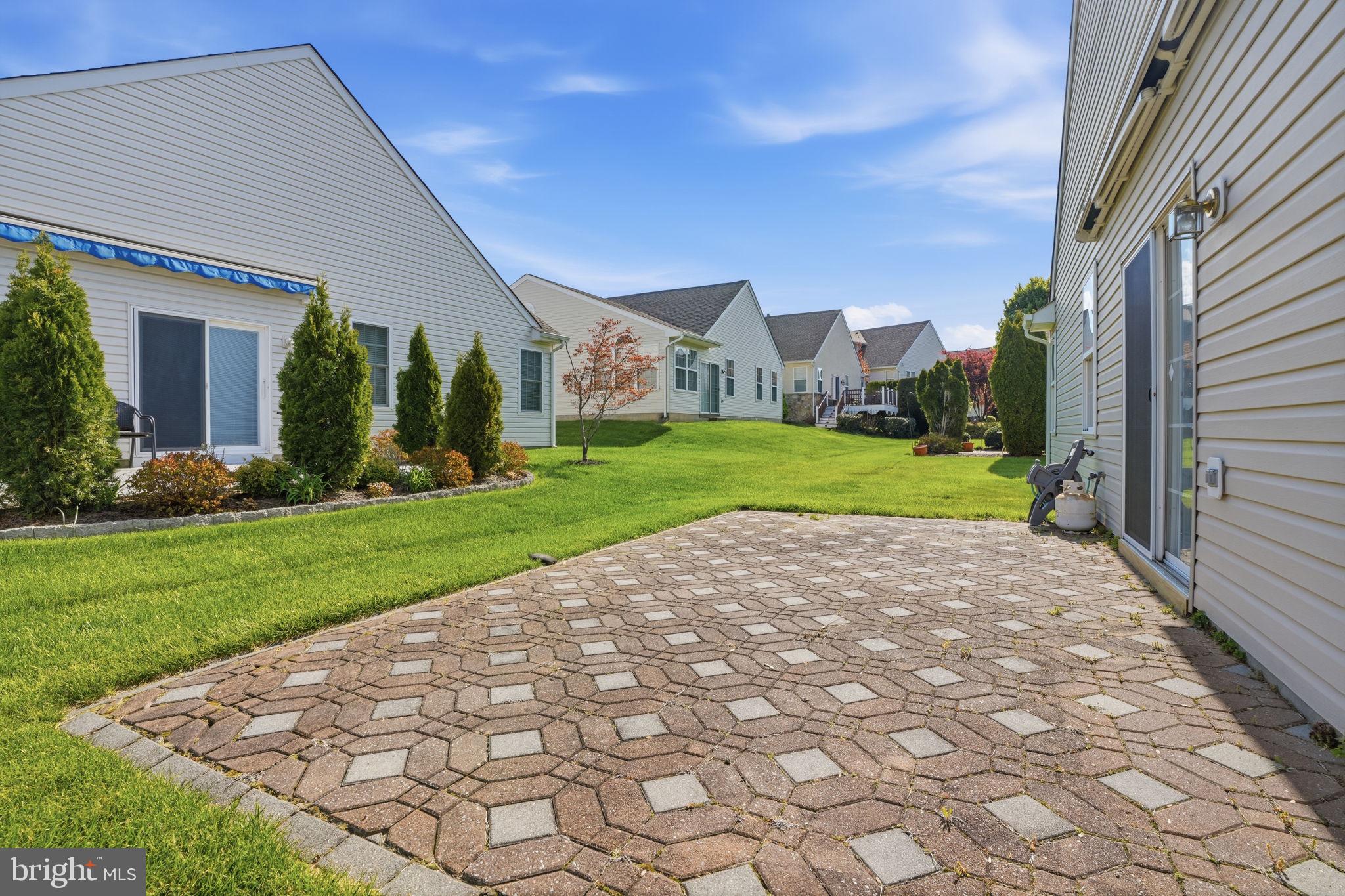 FLOWERS MILL - Residential