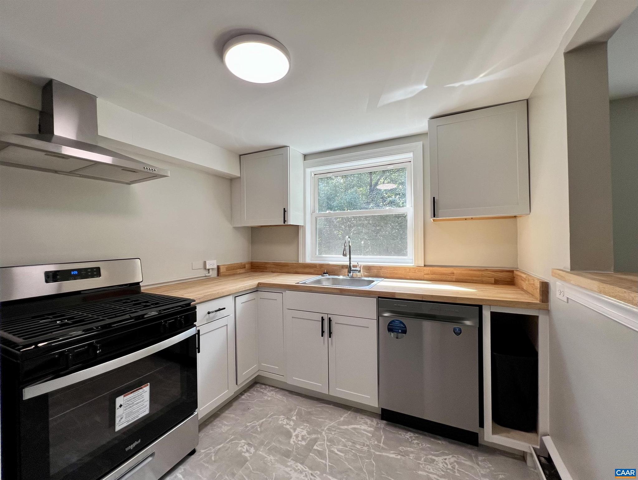 WOODED ACRES - Residential Lease