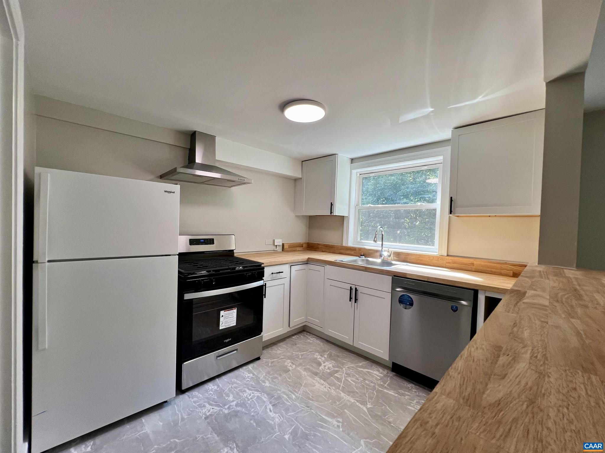 WOODED ACRES - Residential Lease