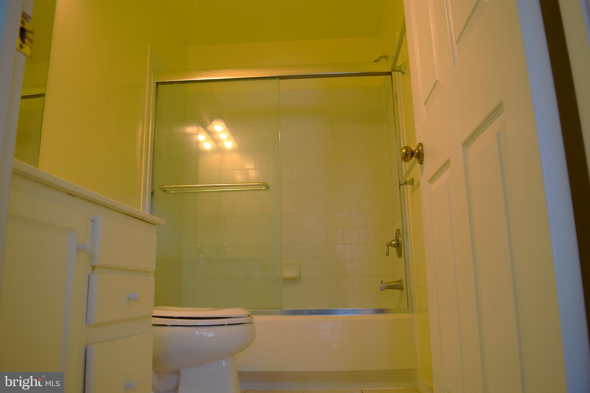 RIDGELEIGH - Residential Lease