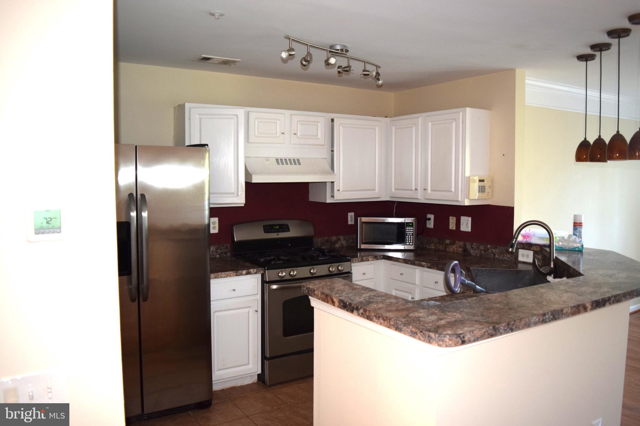 RIDGELEIGH - Residential Lease