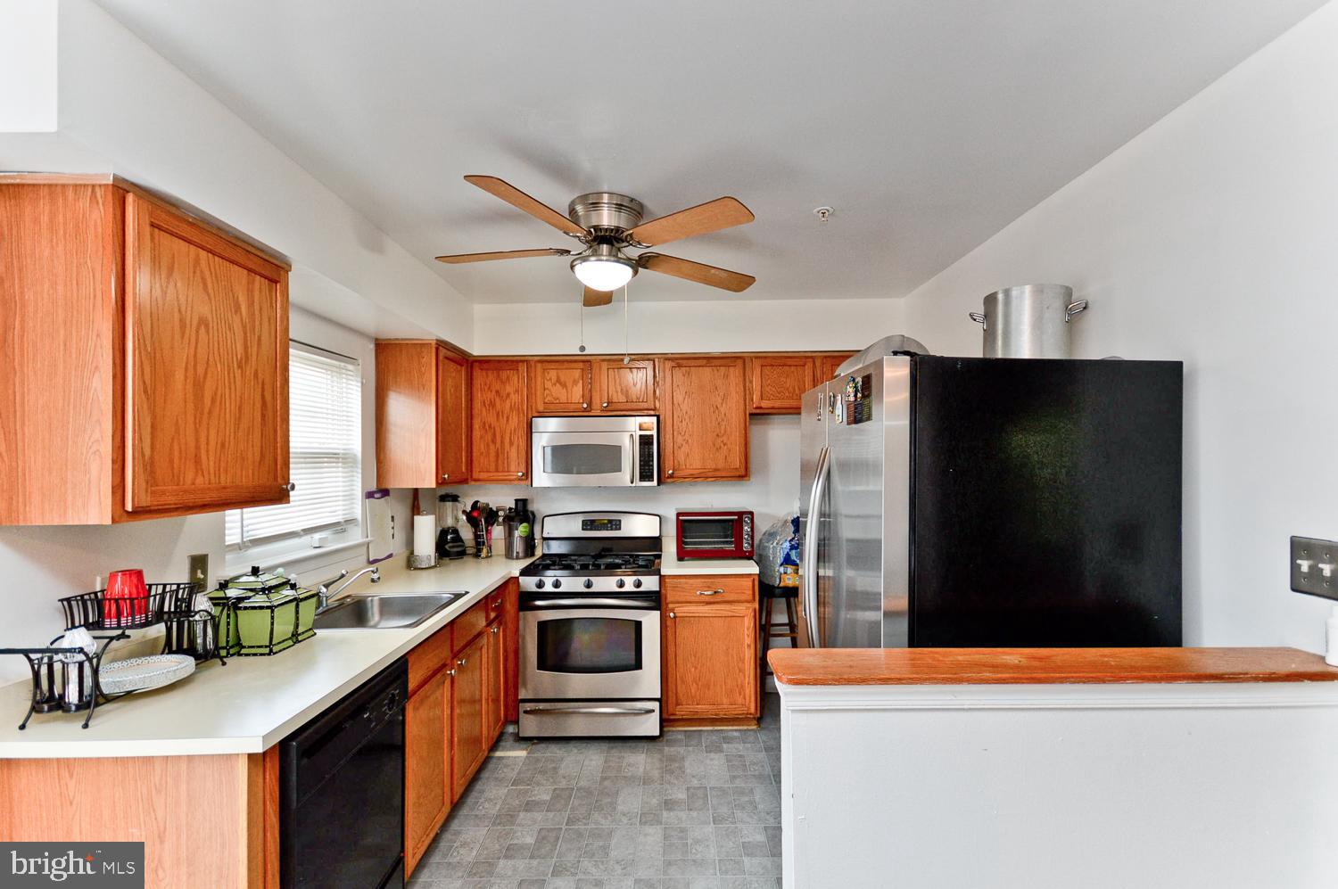 COLONY SQUARE- RSB PT PA - Residential