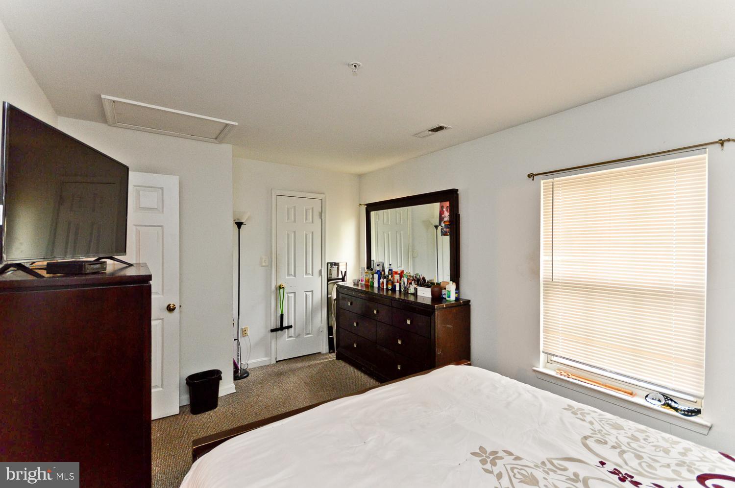 COLONY SQUARE- RSB PT PA - Residential