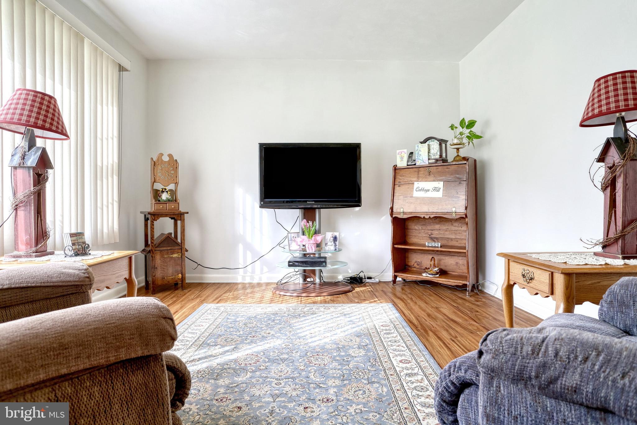 TWIN PINE SPRINGS - Residential