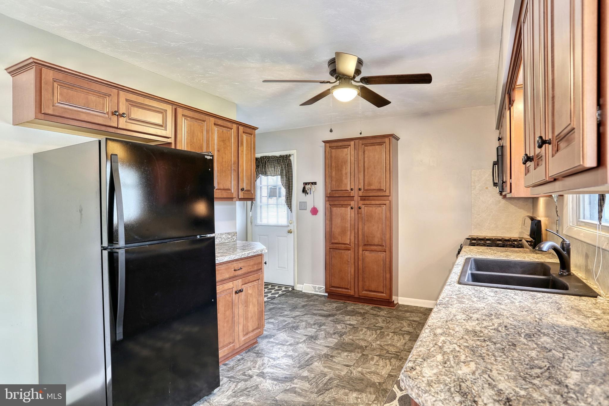 TWIN PINE SPRINGS - Residential