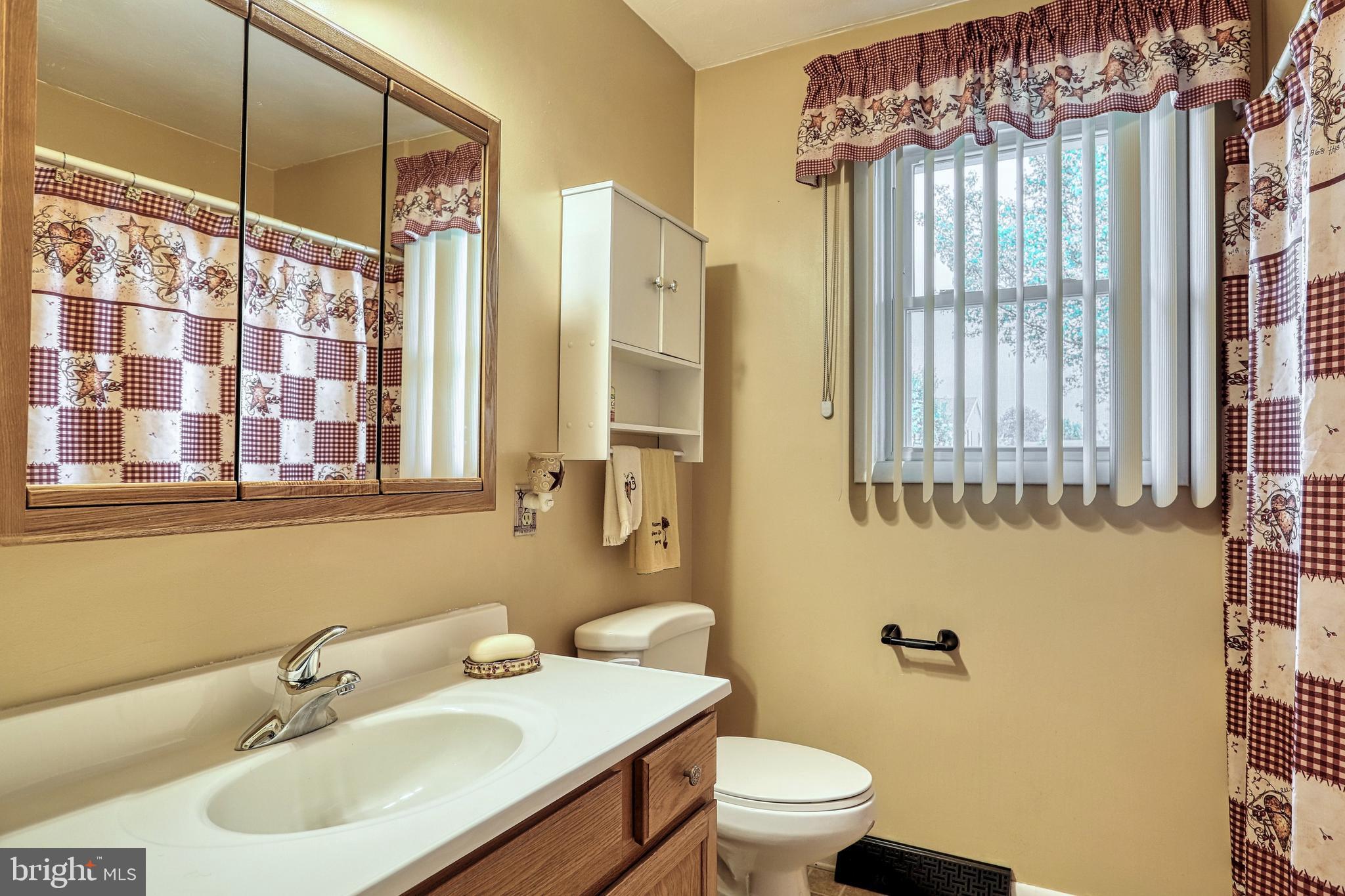 TWIN PINE SPRINGS - Residential