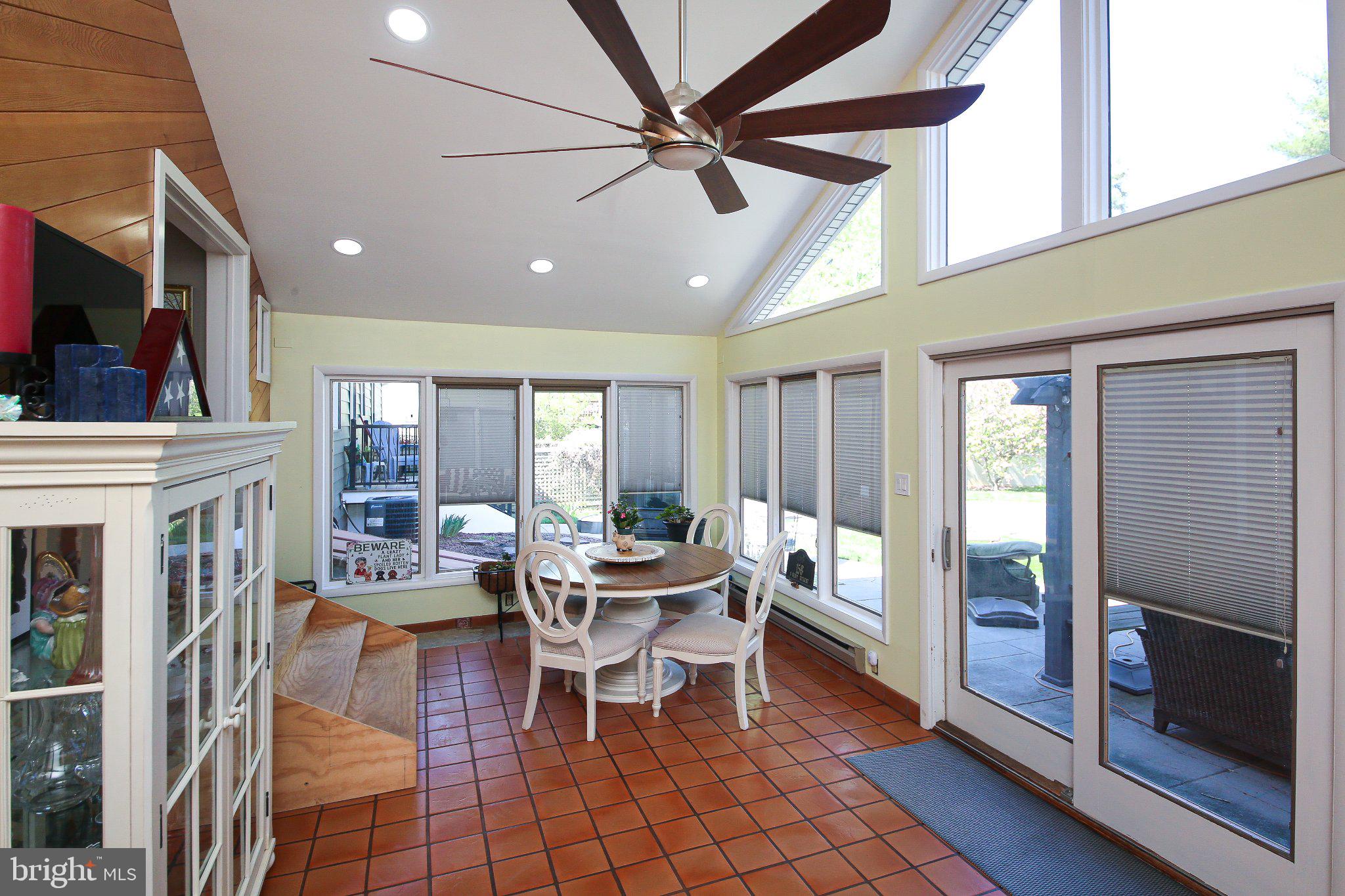 DOYLESTOWN COMMONS - Residential