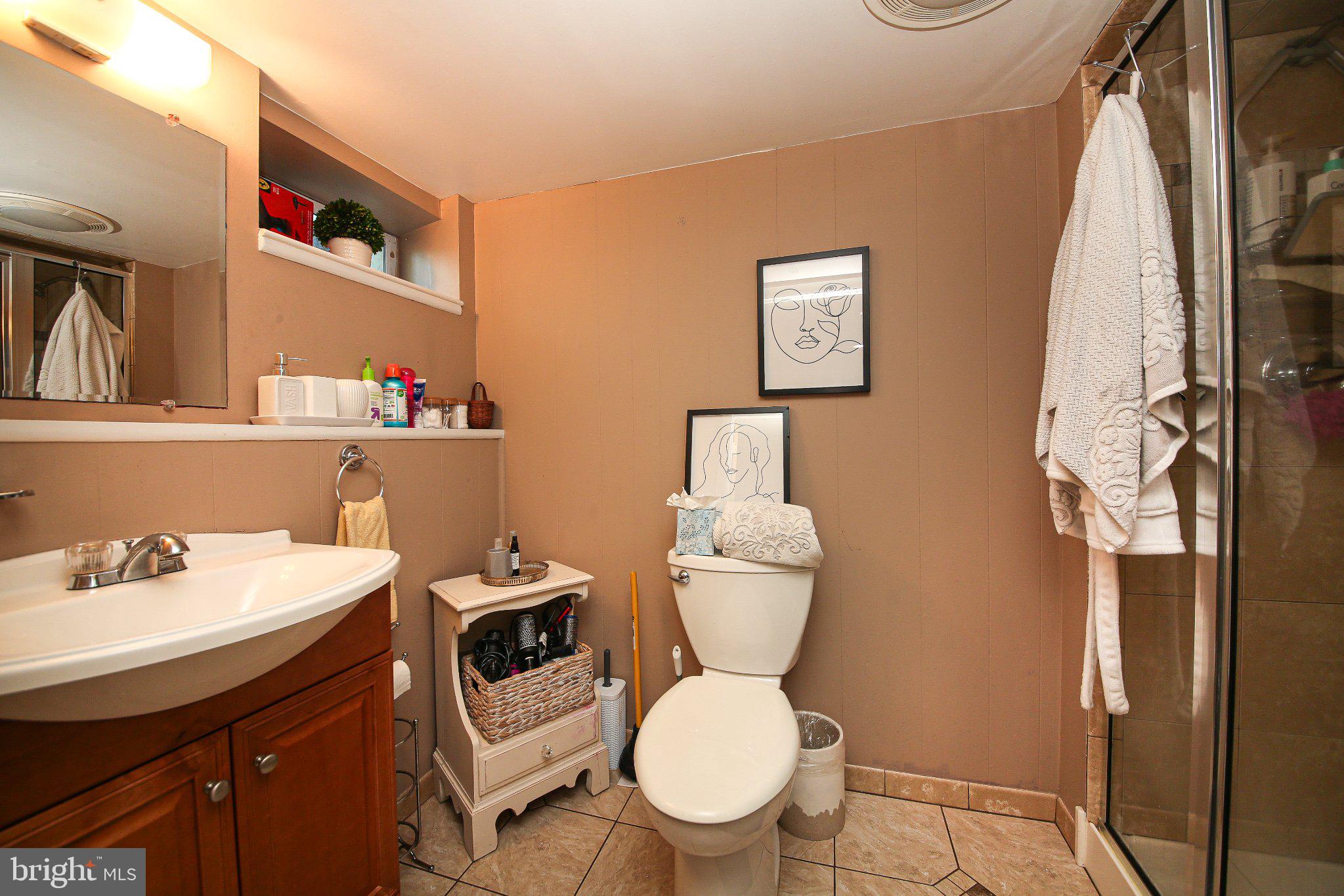 DOYLESTOWN COMMONS - Residential