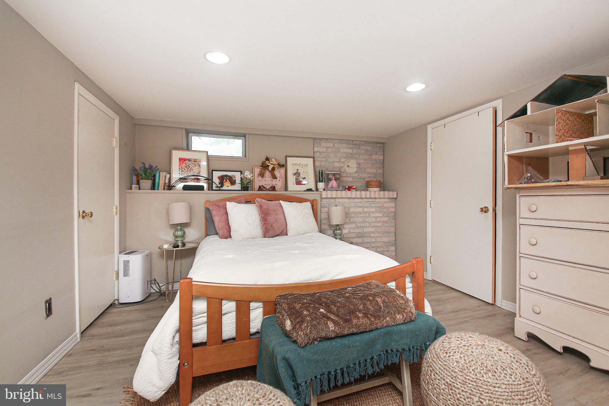 DOYLESTOWN COMMONS - Residential