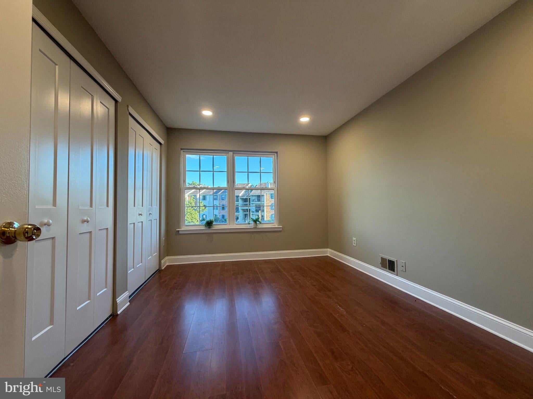 10 VOCEK COURT