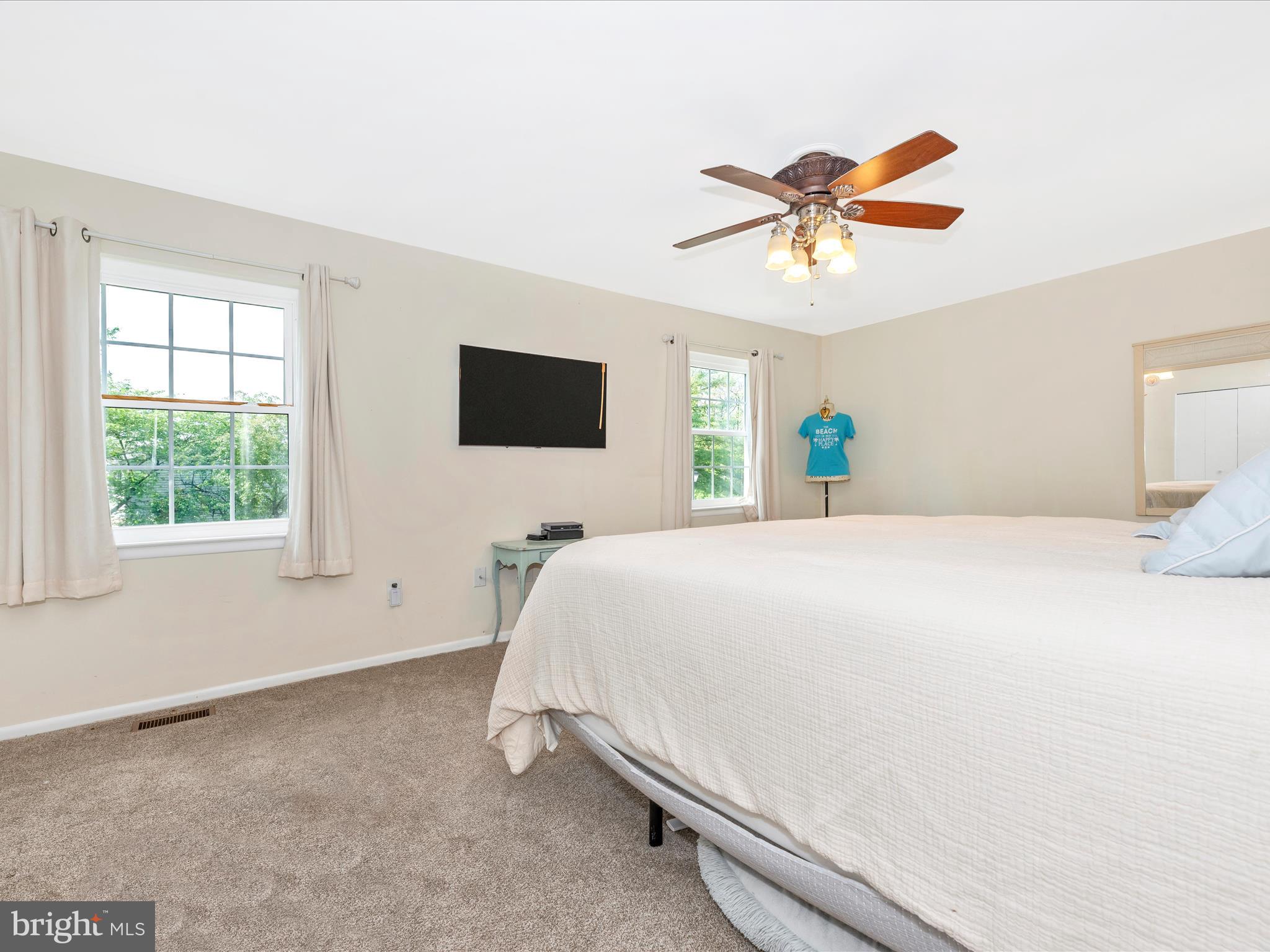 MOUNTAIN VILLAGE - Residential