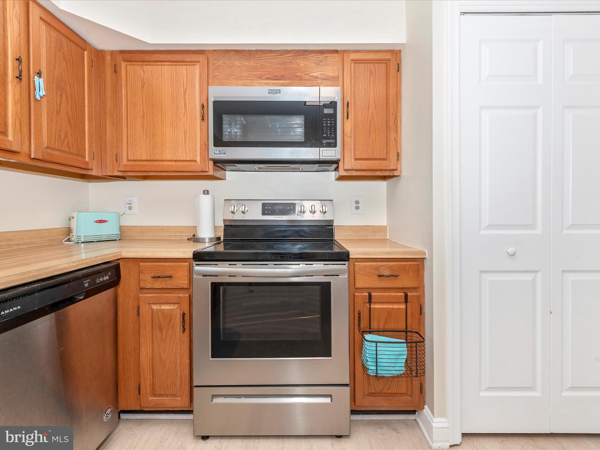 MOUNTAIN VILLAGE - Residential