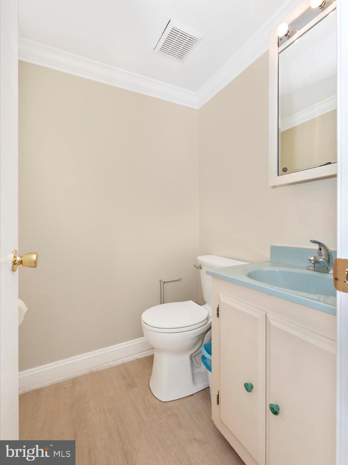 MOUNTAIN VILLAGE - Residential