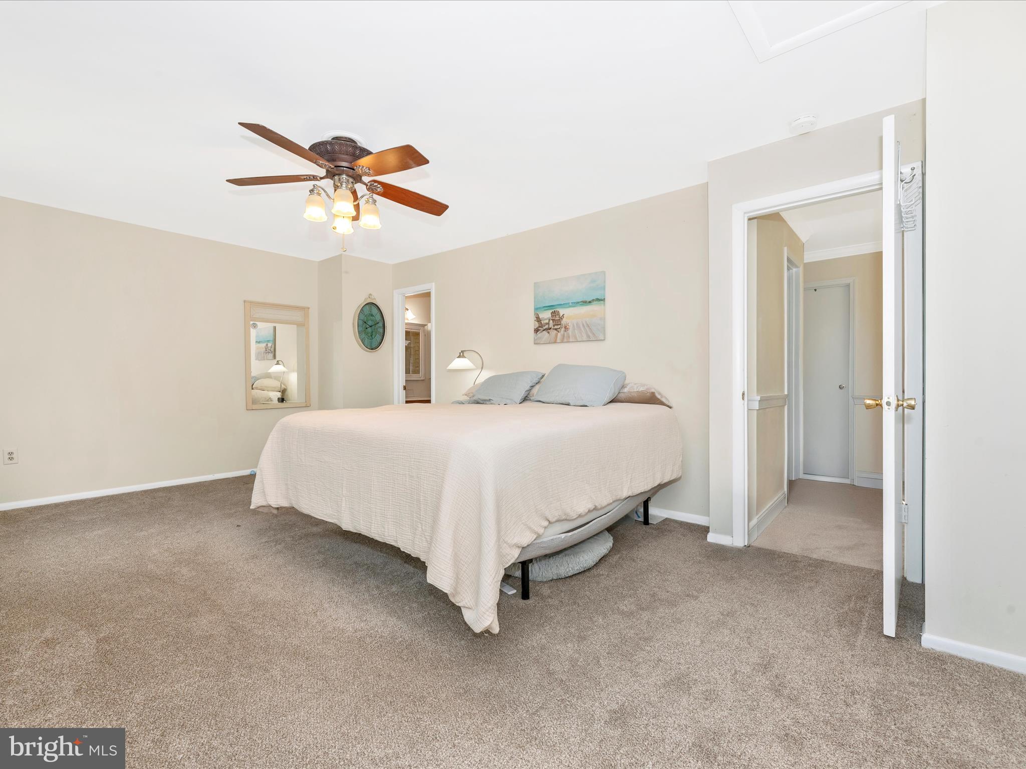 MOUNTAIN VILLAGE - Residential