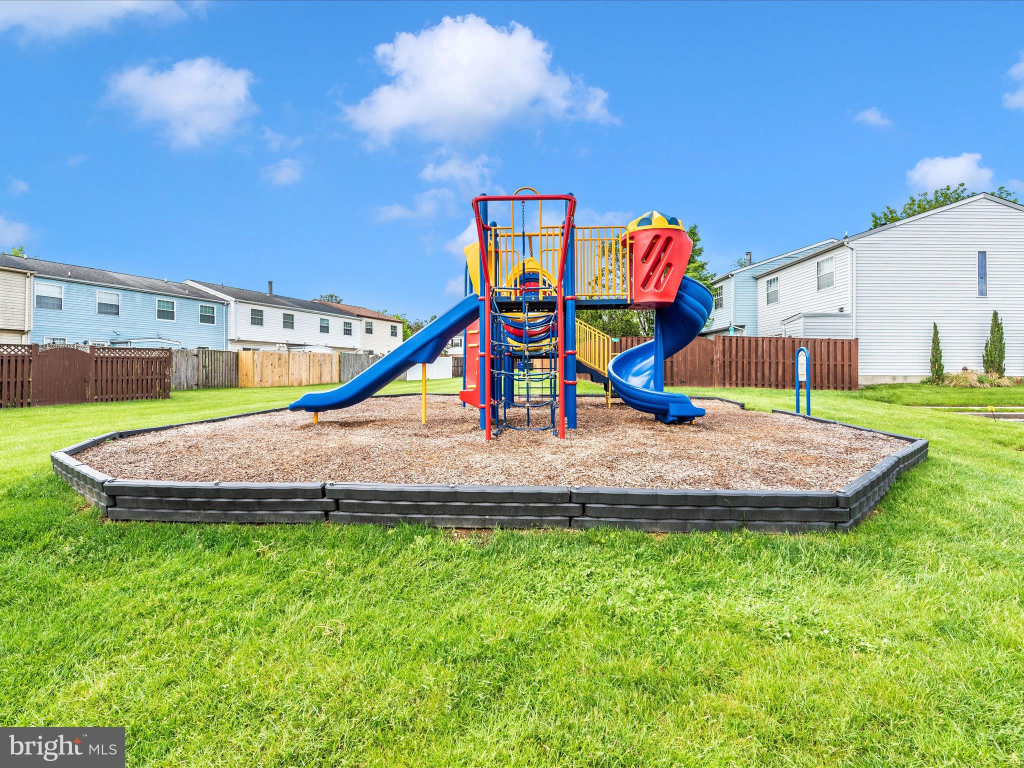 MOUNTAIN VILLAGE - Residential