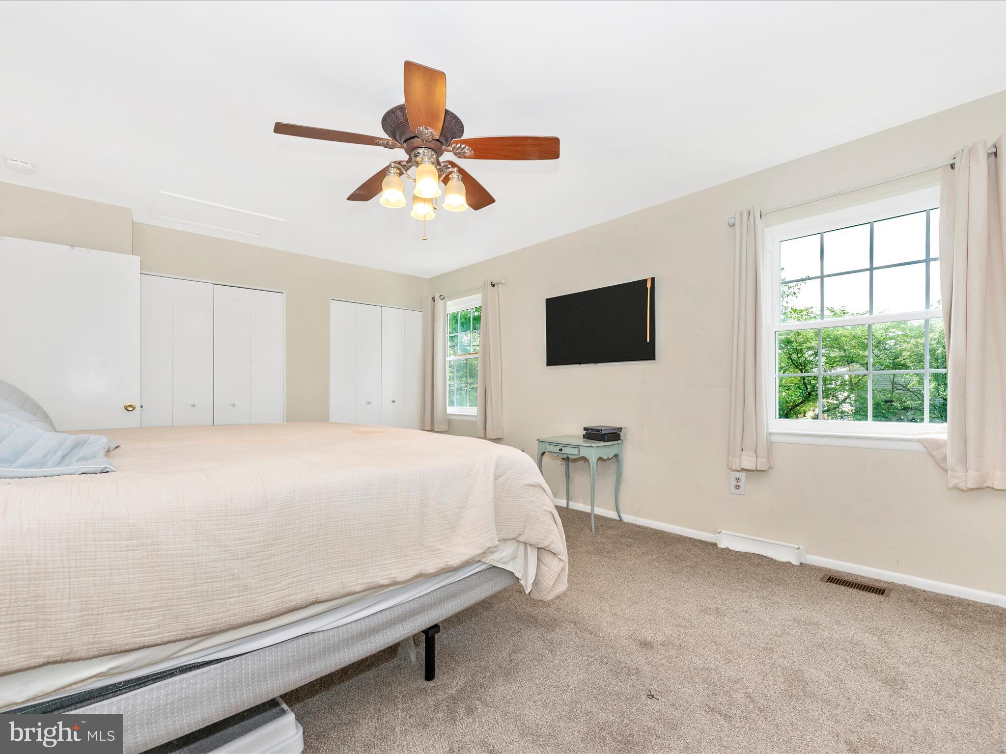 MOUNTAIN VILLAGE - Residential