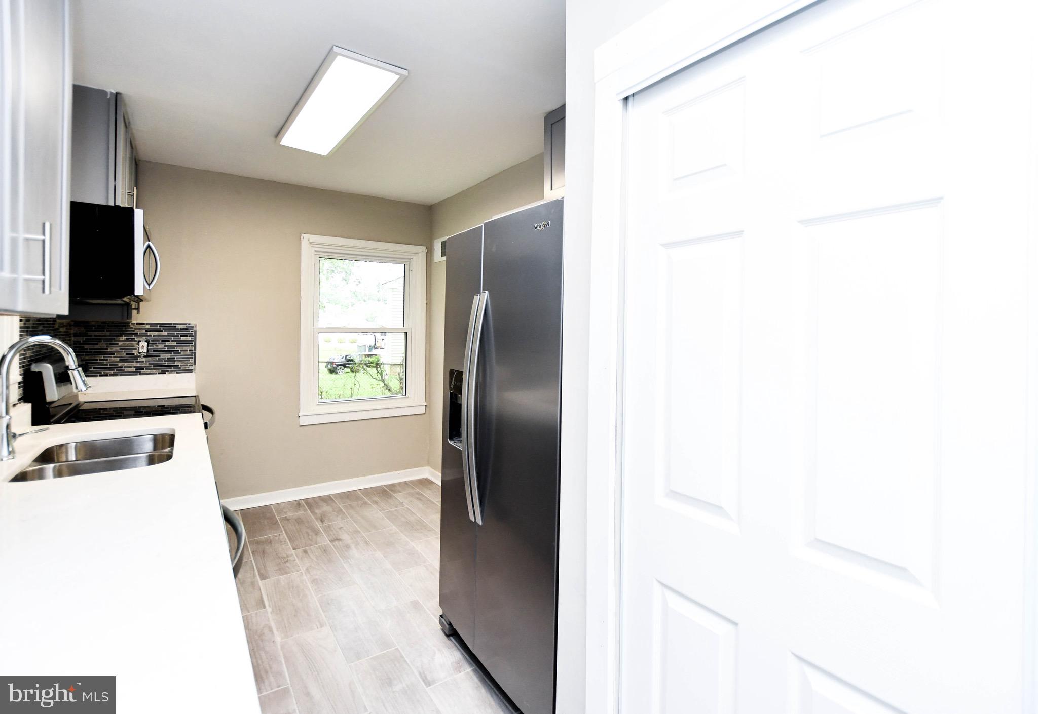 LAUREL GARDENS - Residential