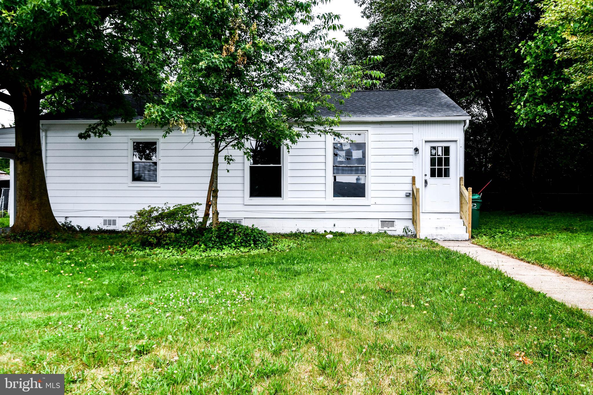 LAUREL GARDENS - Residential