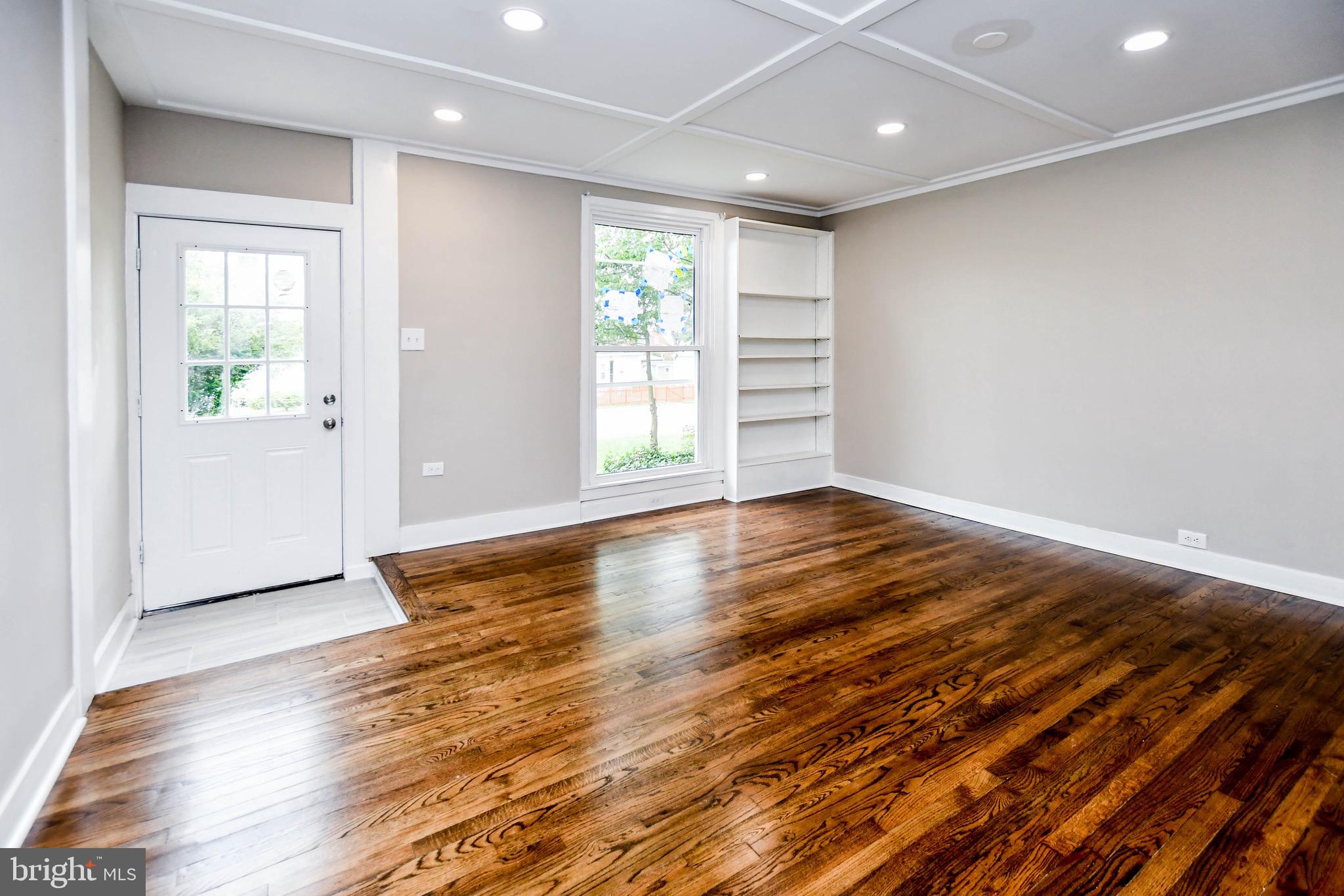 LAUREL GARDENS - Residential