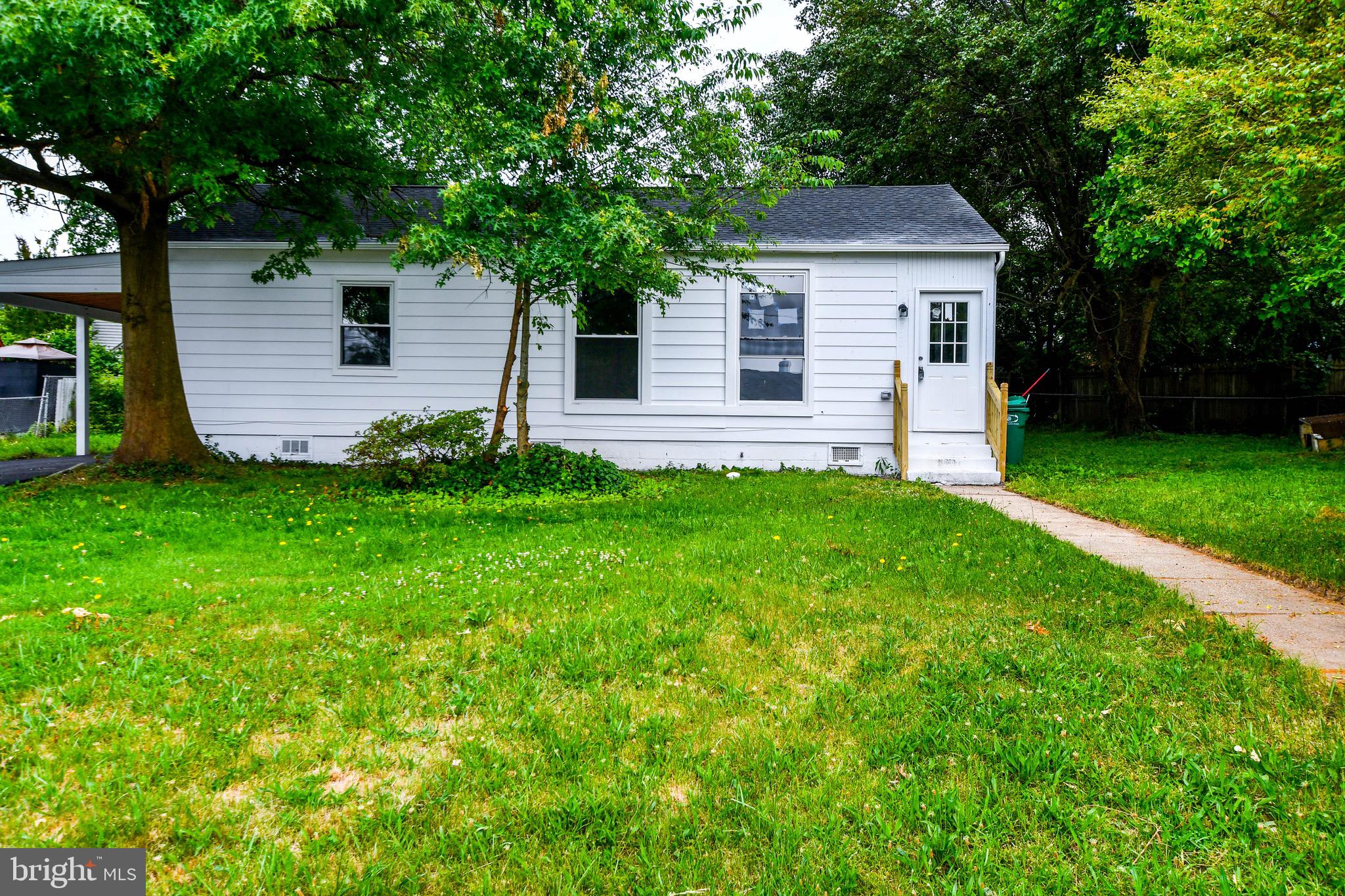 LAUREL GARDENS - Residential