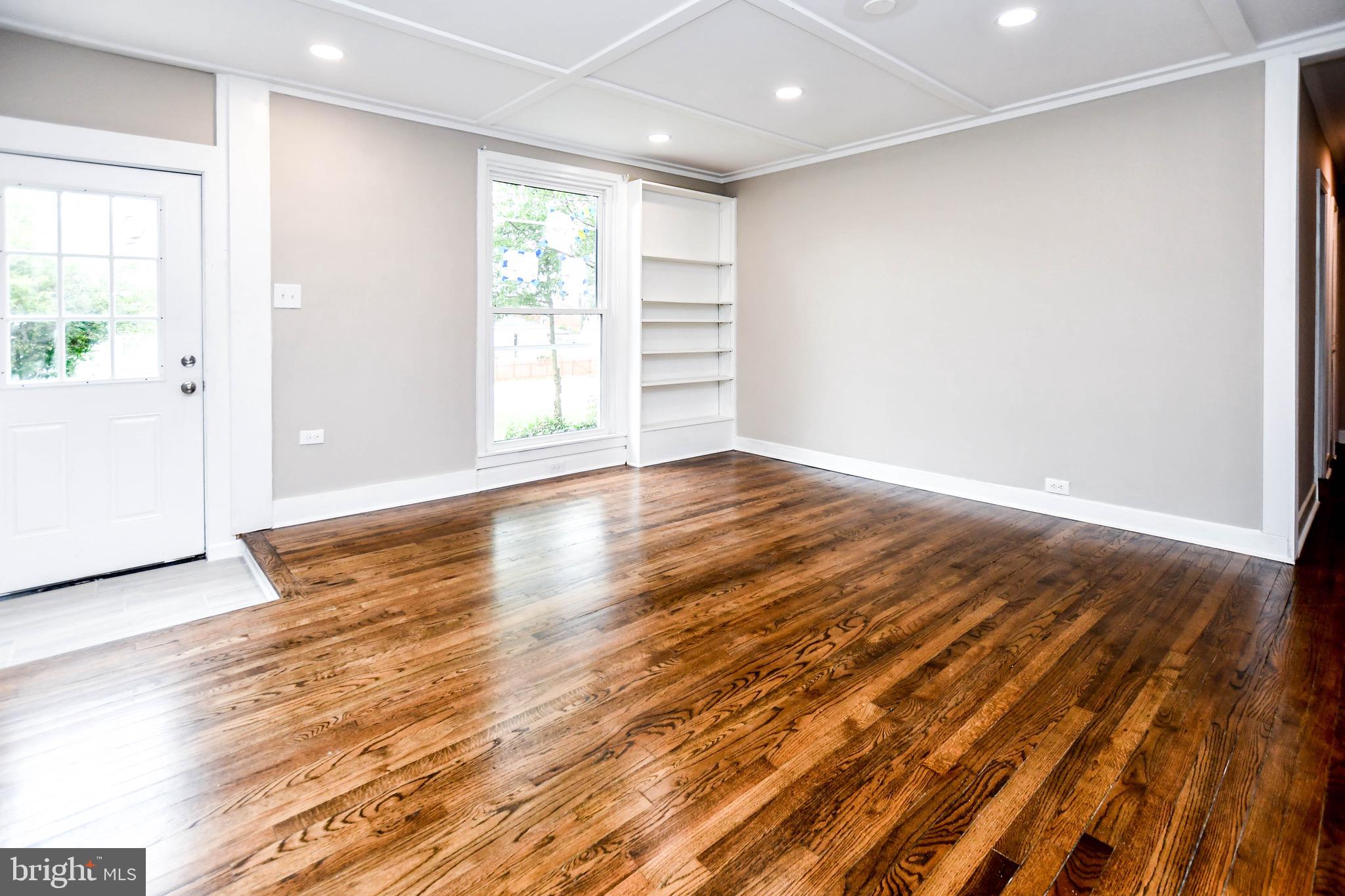 LAUREL GARDENS - Residential