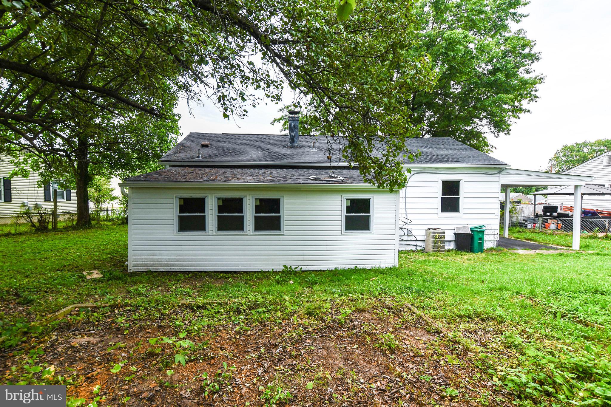LAUREL GARDENS - Residential