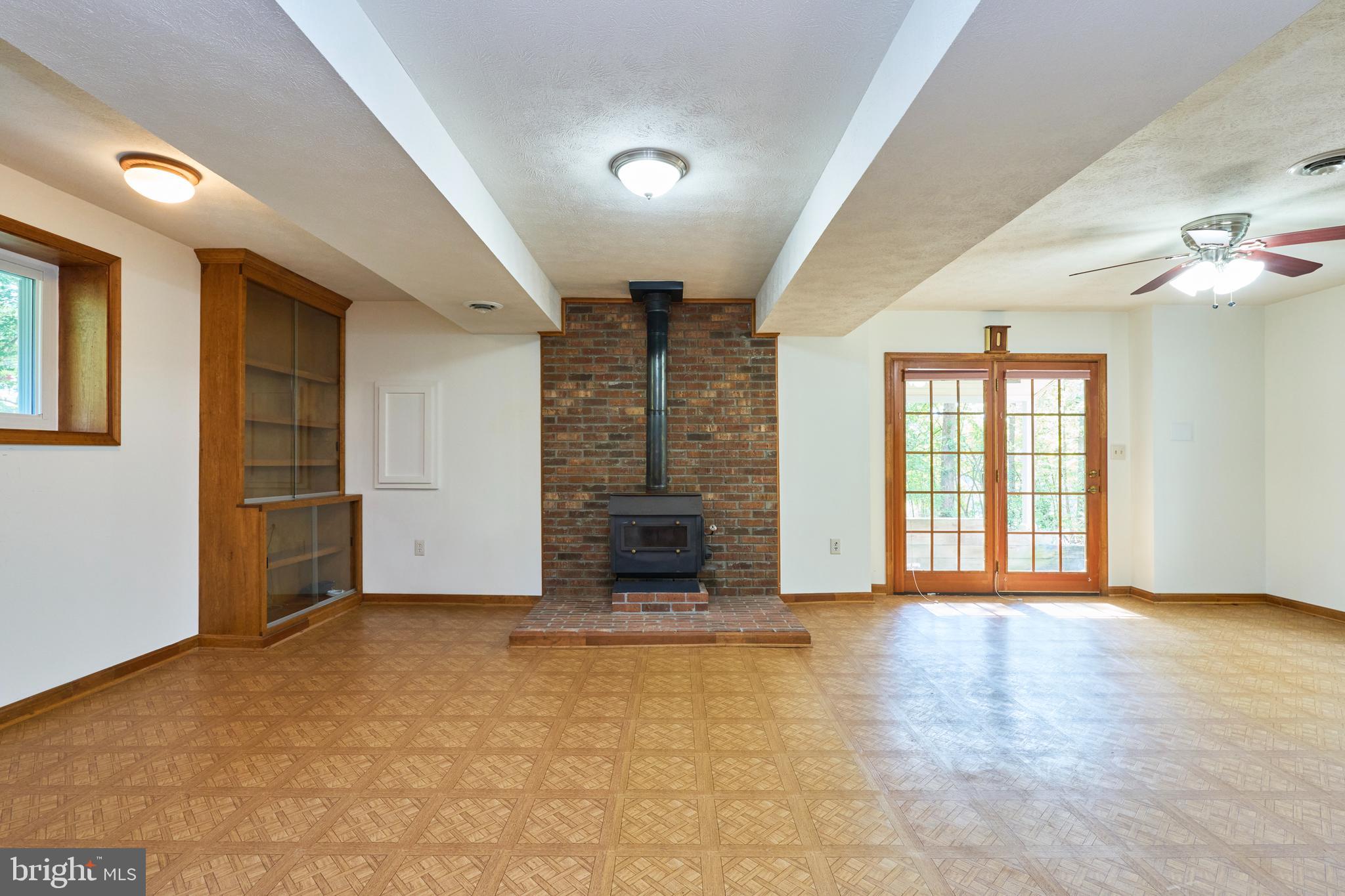 HILLTOP - Residential Lease