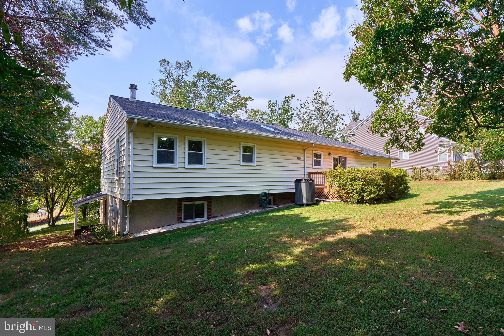 HILLTOP - Residential Lease