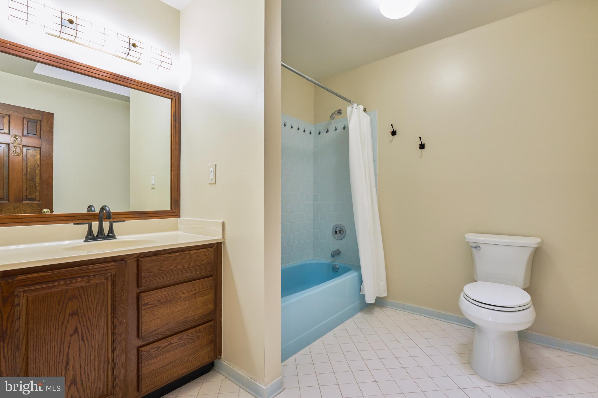 HILLTOP - Residential Lease