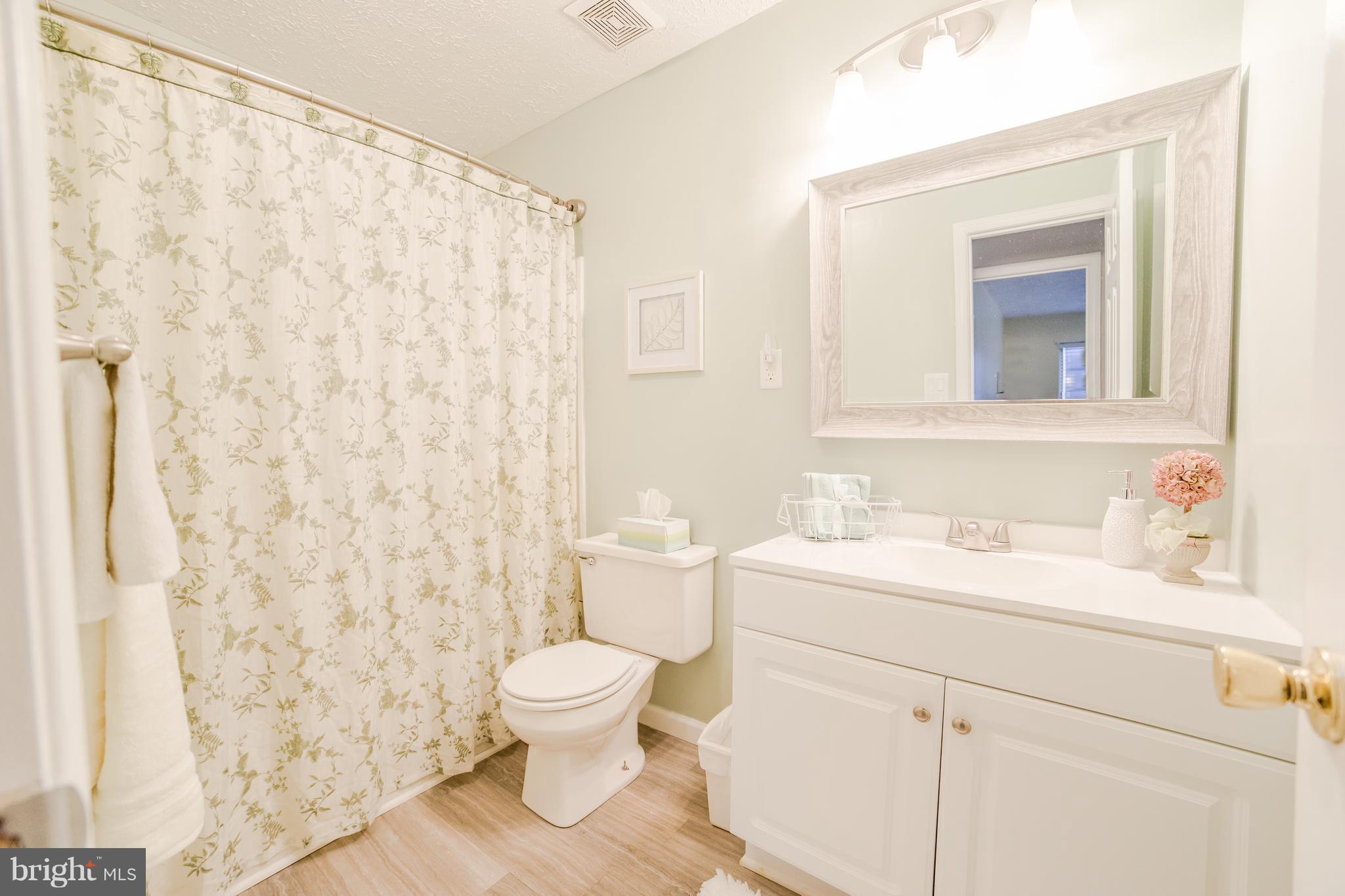 ST CHARLES SUB - HAMPSHIRE - Residential