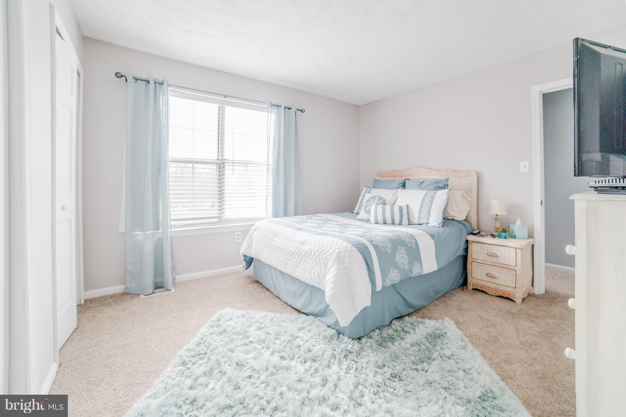 ST CHARLES SUB - HAMPSHIRE - Residential