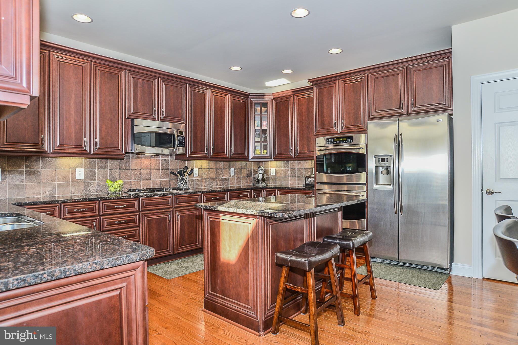 DOMINION VALLEY COUNTRY CLUB - Residential