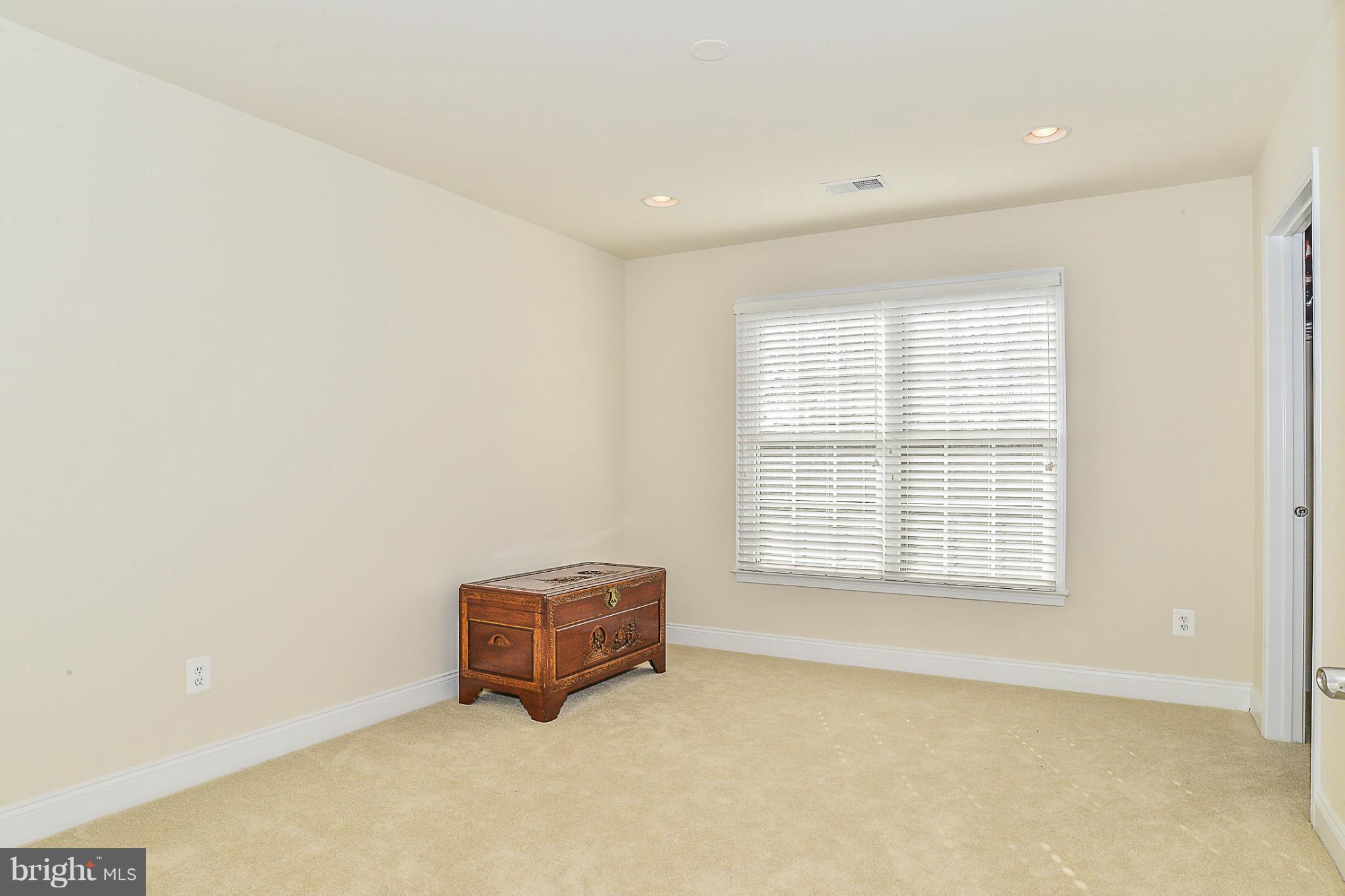 DOMINION VALLEY COUNTRY CLUB - Residential