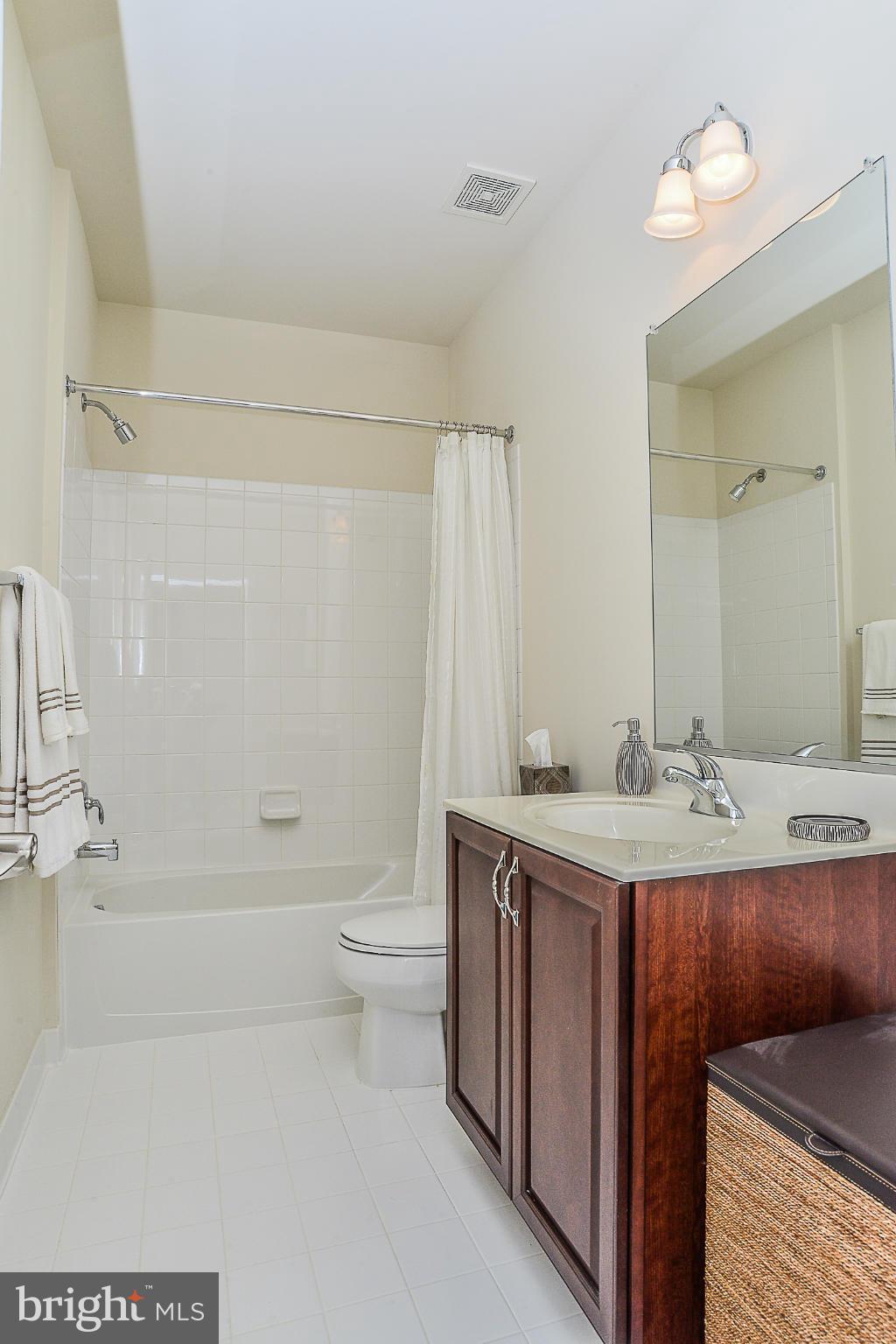 DOMINION VALLEY COUNTRY CLUB - Residential